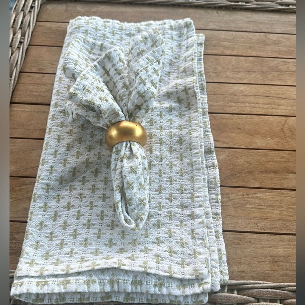 Pier 1 Cloth Napkins Decor (4)